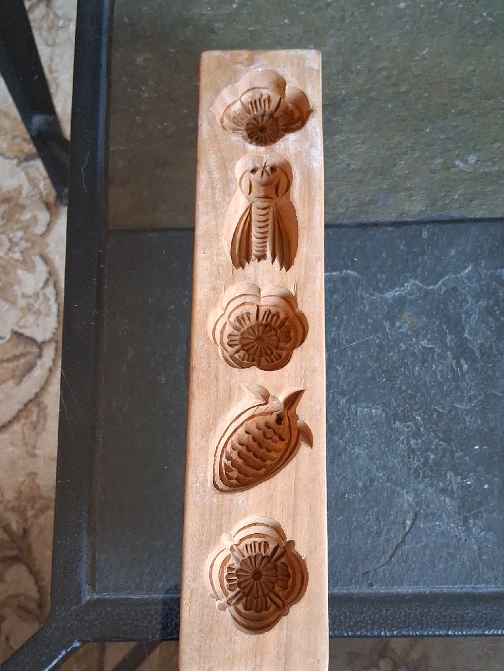 VINTAGE WOODEN KASHIGATA MOLD
